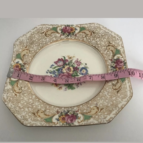 Palissy Octagon Chintz Floral Plate - Picture 4 of 4